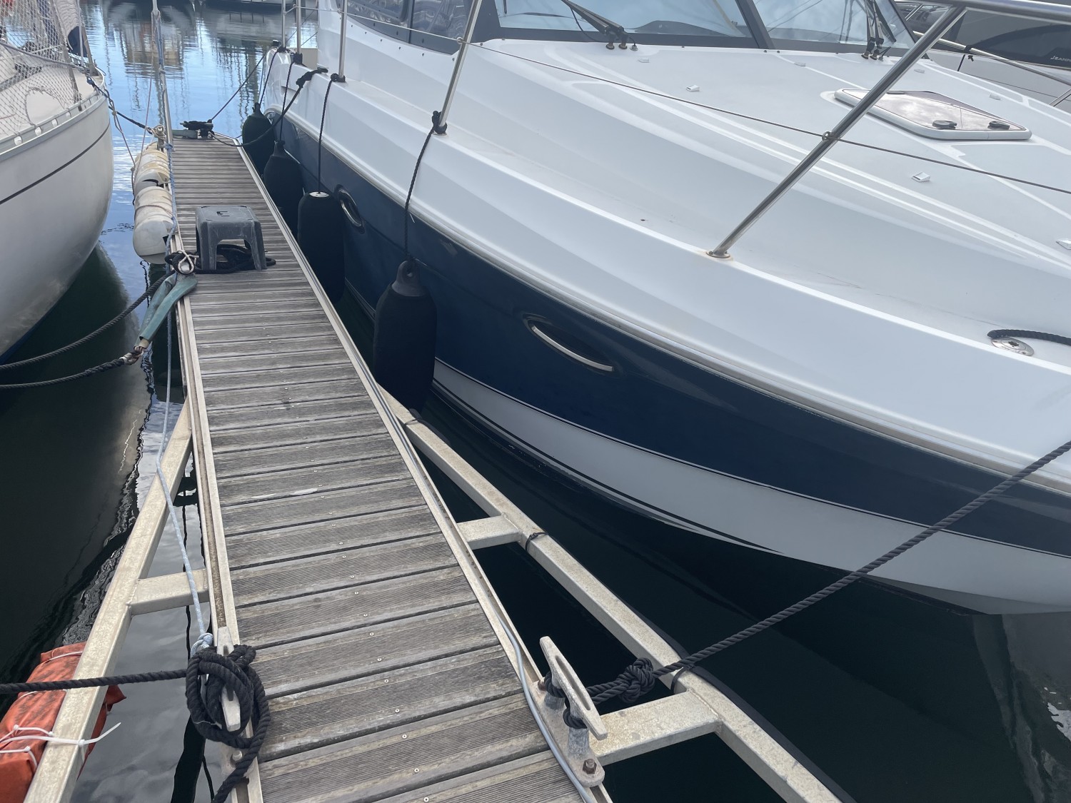 slider 11 Beneteau Antares 30 Fly